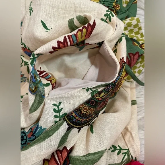 Floral Green and Cream Dress - Picture 5 of 8